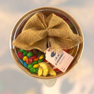 Cajita con Gomitas y Chocolates